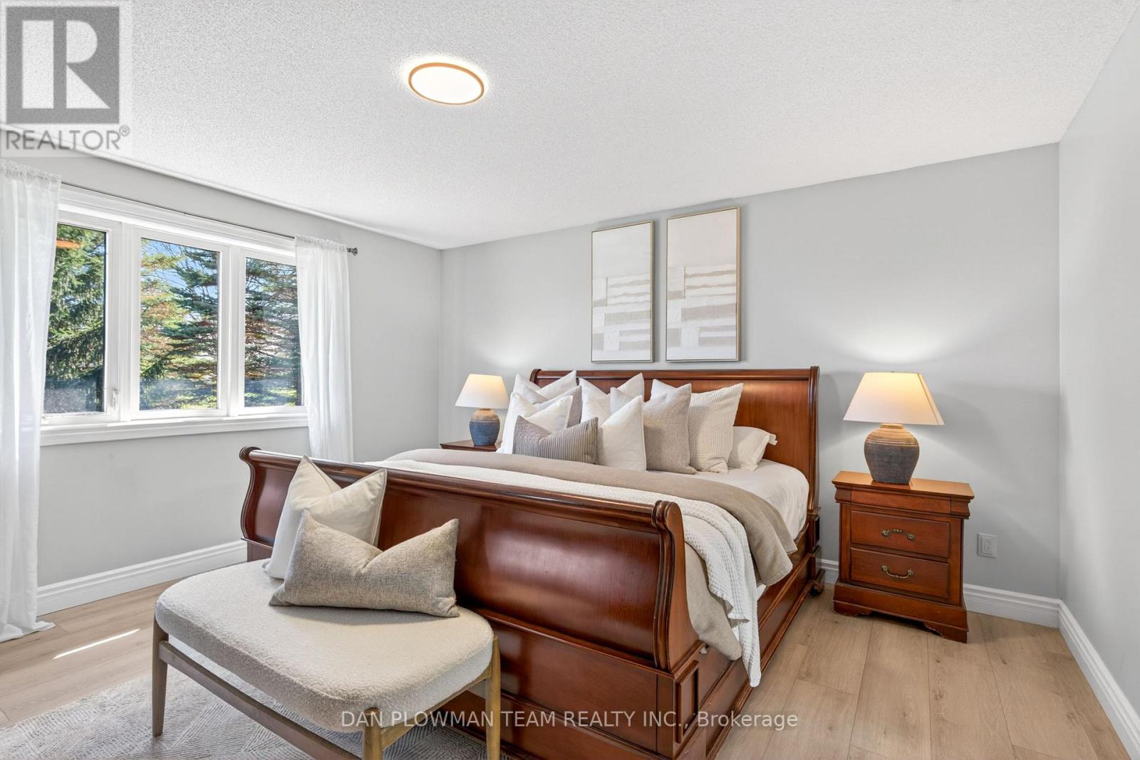 11 Steepleview Court, Oshawa, Ontario  L1H 0S6 - Photo 18 - E13032046