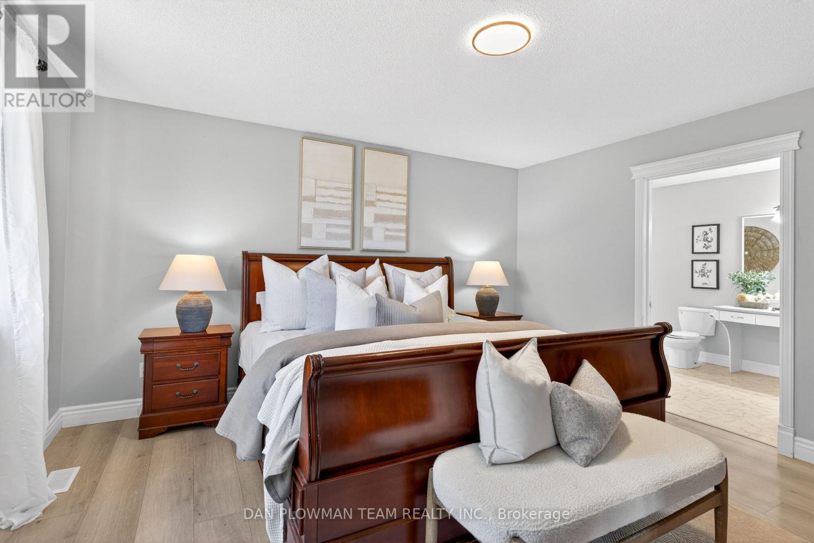 11 Steepleview Court, Oshawa, Ontario  L1H 0S6 - Photo 20 - E13032046