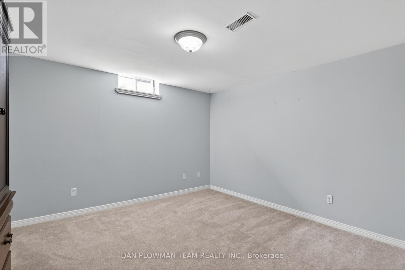 11 Steepleview Court, Oshawa, Ontario  L1H 0S6 - Photo 36 - E13032046