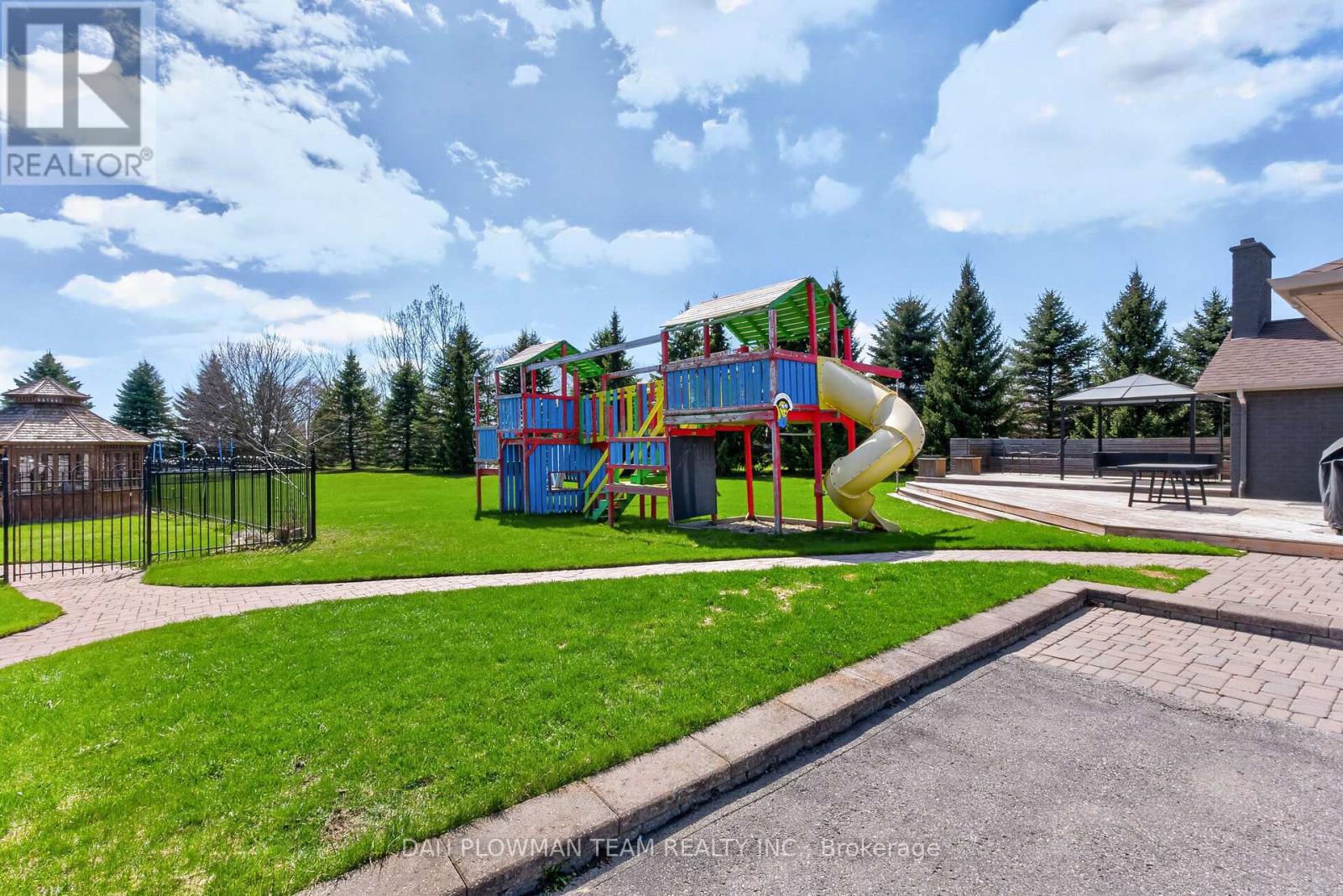 11 Steepleview Court, Oshawa, Ontario  L1H 0S6 - Photo 41 - E13032046