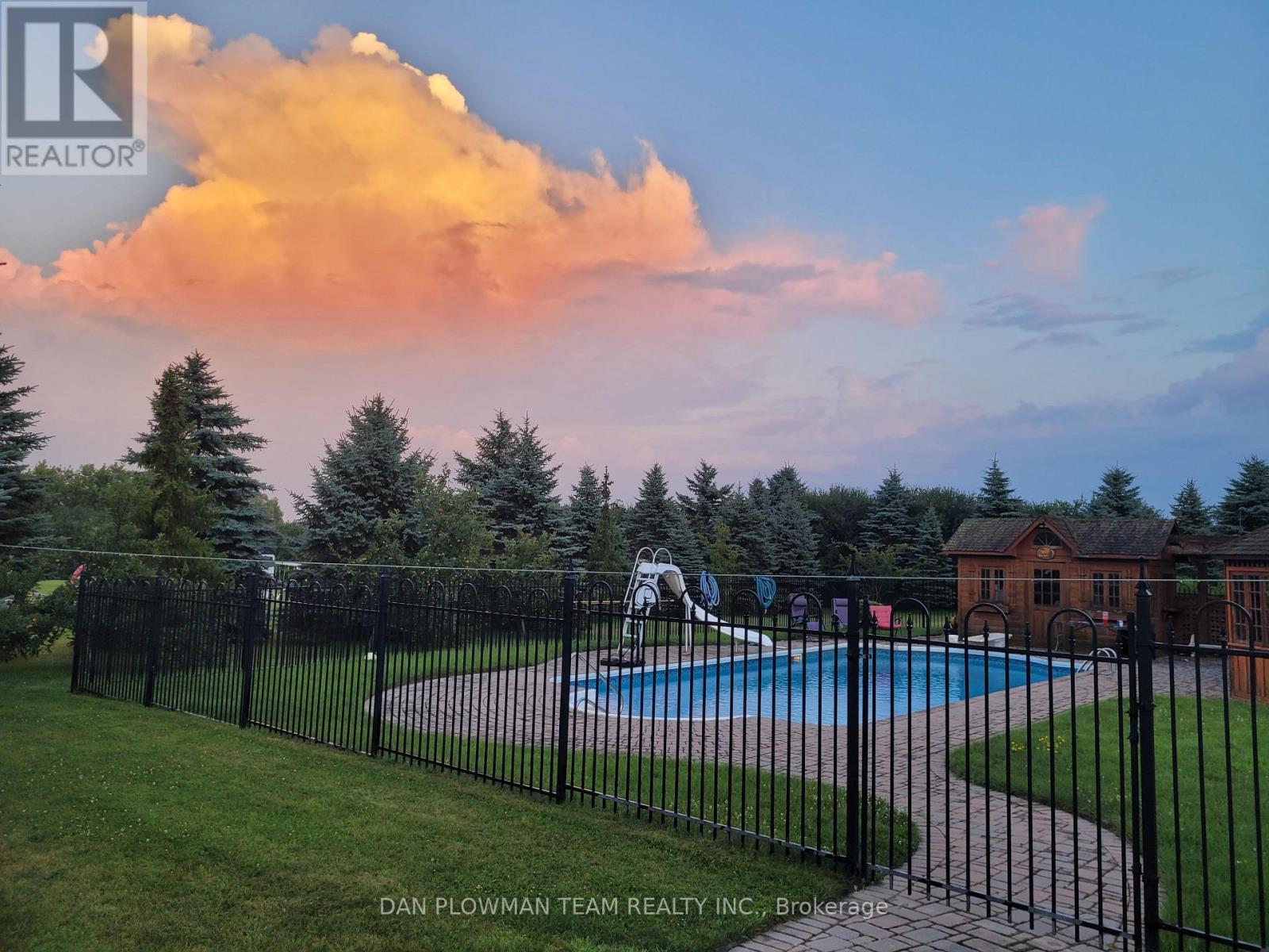 11 Steepleview Court, Oshawa, Ontario  L1H 0S6 - Photo 47 - E13032046