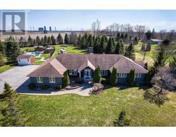 11 STEEPLEVIEW COURT, Oshawa, Ontario
