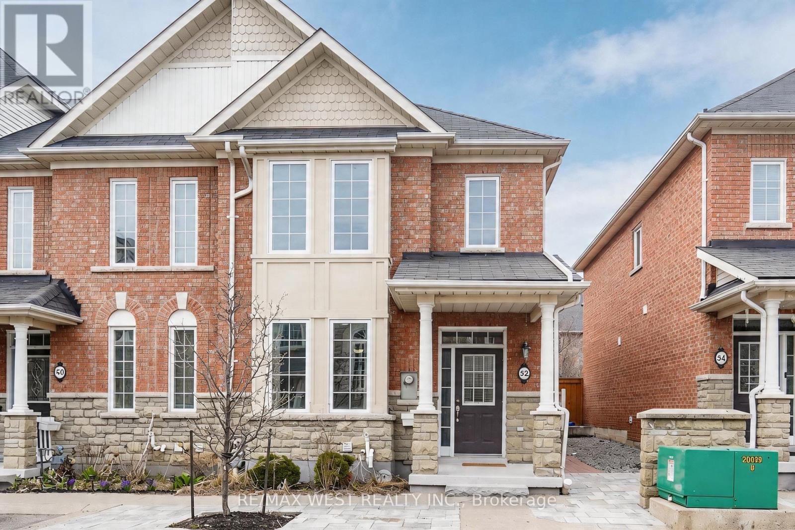 52 TORR LANE, Ajax, Ontario