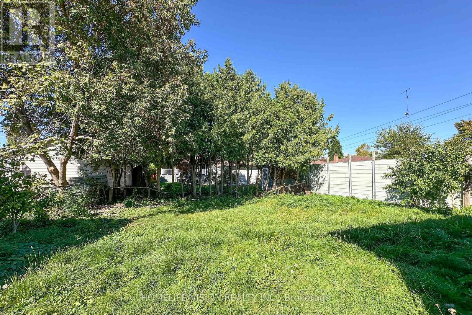 530 Dean Avenue, Oshawa, Ontario  L1H 3E5 - Photo 29 - E13032108