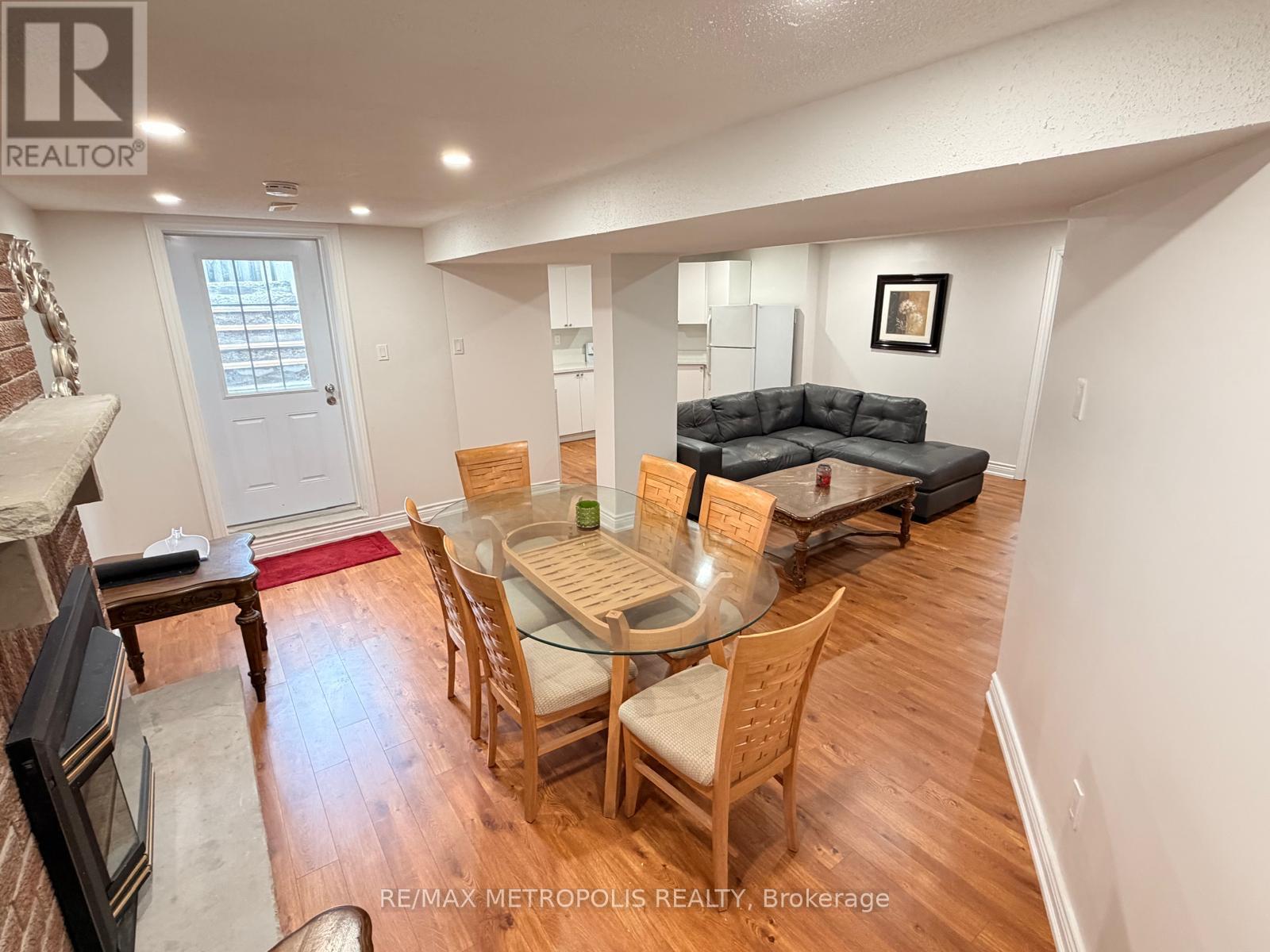 #BASEMENT - 216 GWENDOLYN STREET, Pickering, Ontario