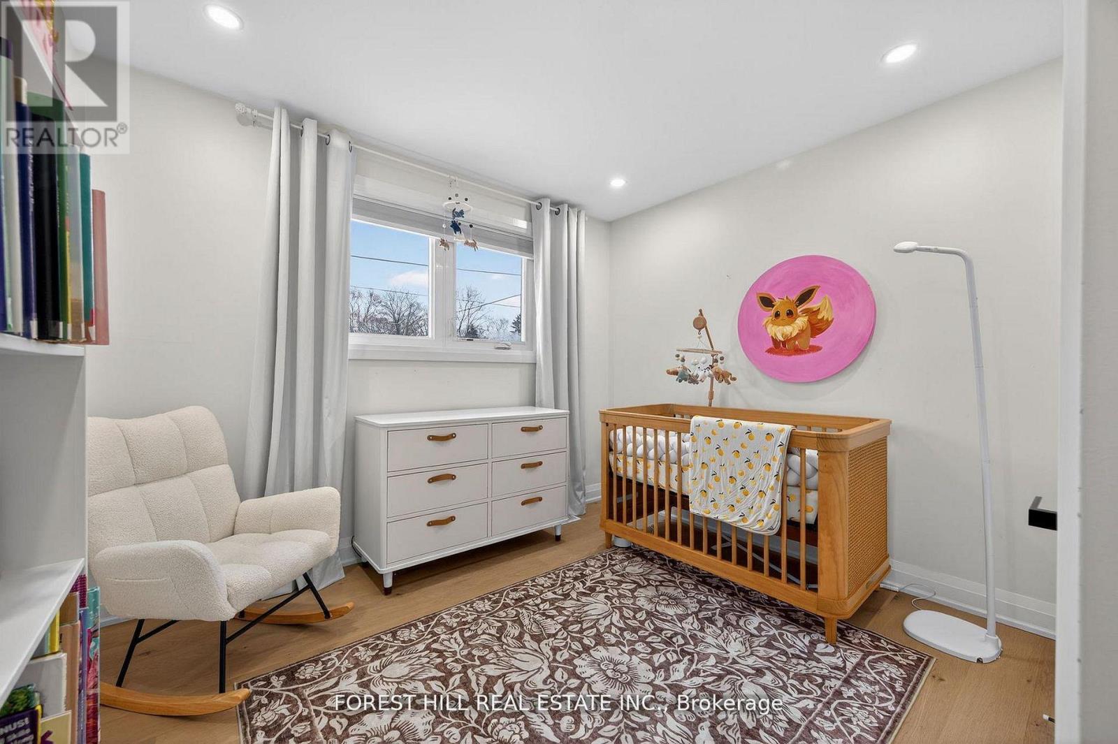 4 Holman Crescent, Aurora, Ontario  L4G 1Z9 - Photo 9 - N12949584