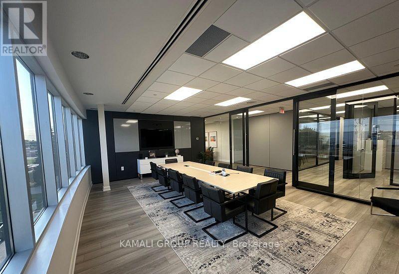 Executive Wing - 1135 Stellar Drive, Newmarket, Ontario  L3Y 7B8 - Photo 13 - N12991212