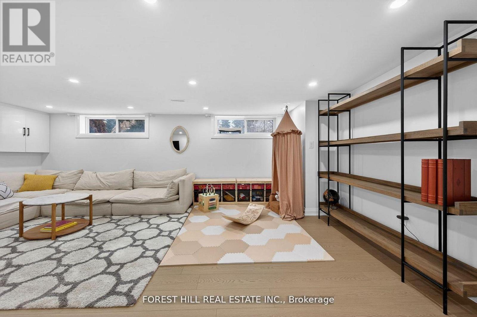 4 Holman Crescent, Aurora, Ontario  L4G 1Z9 - Photo 23 - N12949584