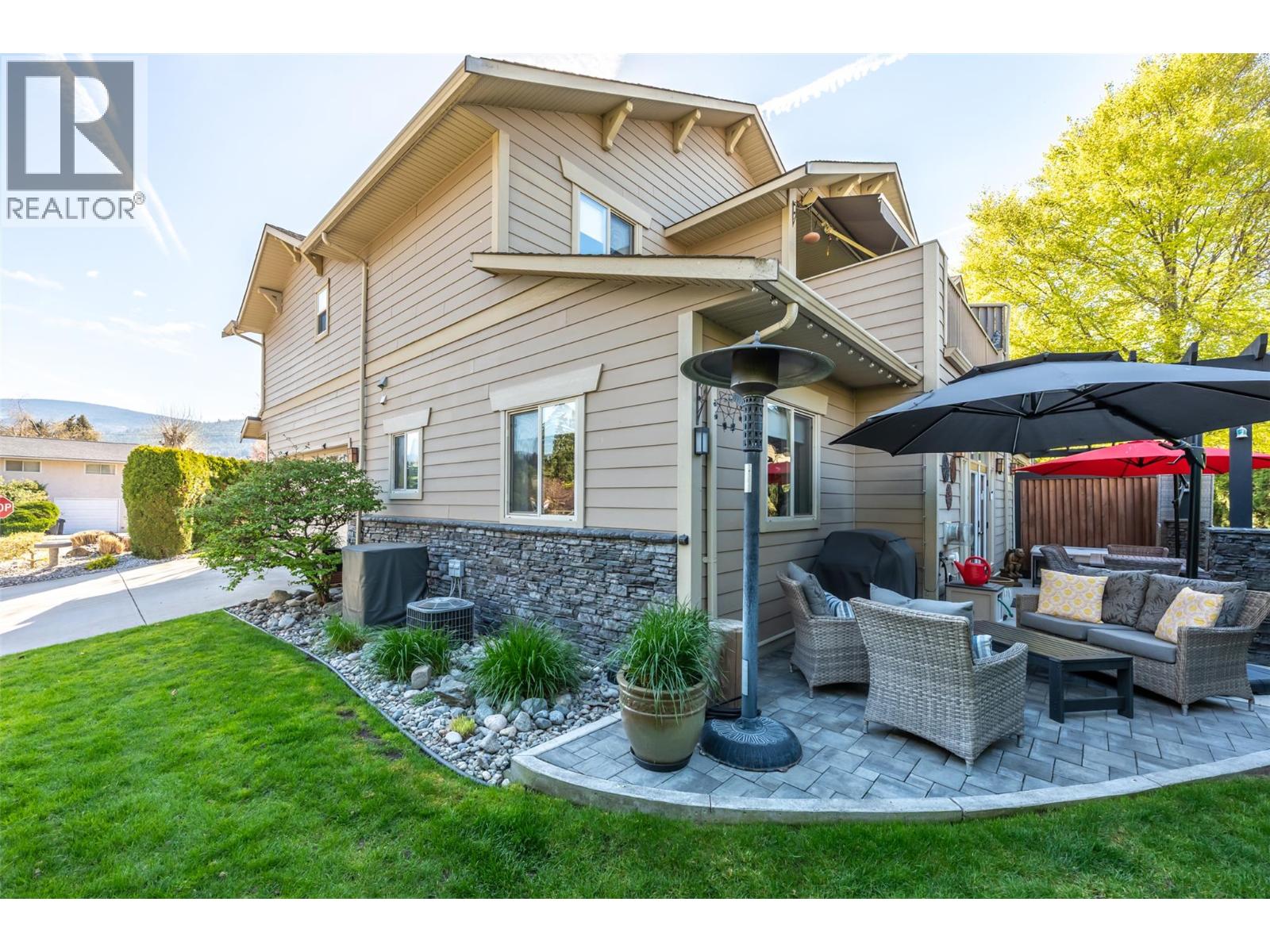 <h3>$799,900</h3><p>2629 Cornwall Drive Unit# 105, Penticton, British Columbia</p>