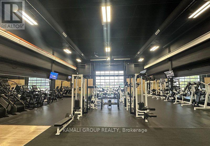 Executive Wing - 1135 Stellar Drive, Newmarket, Ontario  L3Y 7B8 - Photo 26 - N12991212