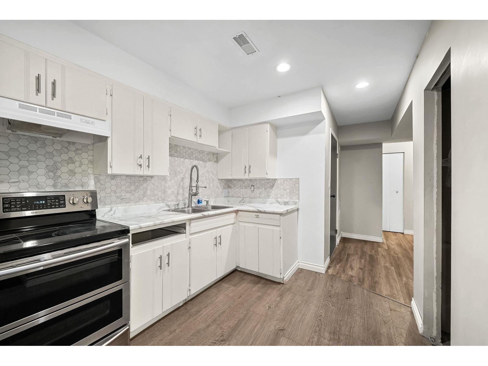 34671 Immel Street, Abbotsford, British Columbia  V2S 4T8 - Photo 10 - R3114711