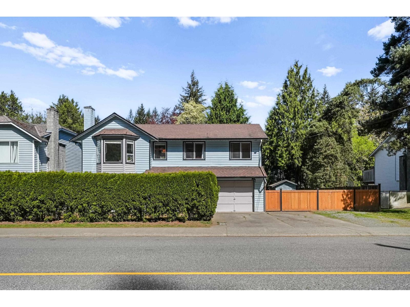 34671 Immel Street, Abbotsford, British Columbia  V2S 4T8 - Photo 2 - R3114711