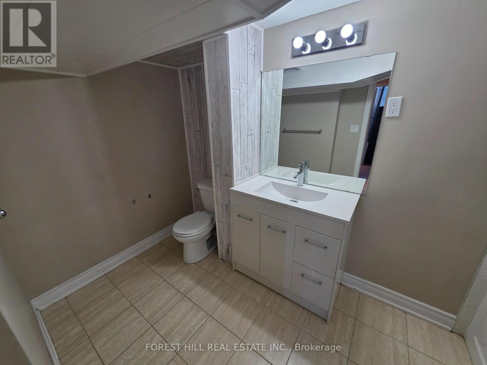 368 Fesserton Road, Richmond Hill, Ontario  L4C 1G2 - Photo 14 - N13032156