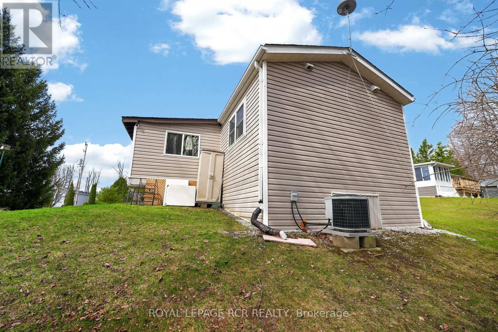 34 Jane Street, Oro-Medonte, Ontario  L3V 0P9 - Photo 31 - S13032144