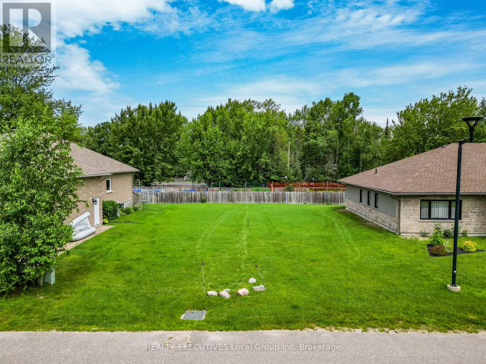 4 - 1134 Premier Road, North Bay, Ontario  P1A 2J1 - Photo 1 - X13032060