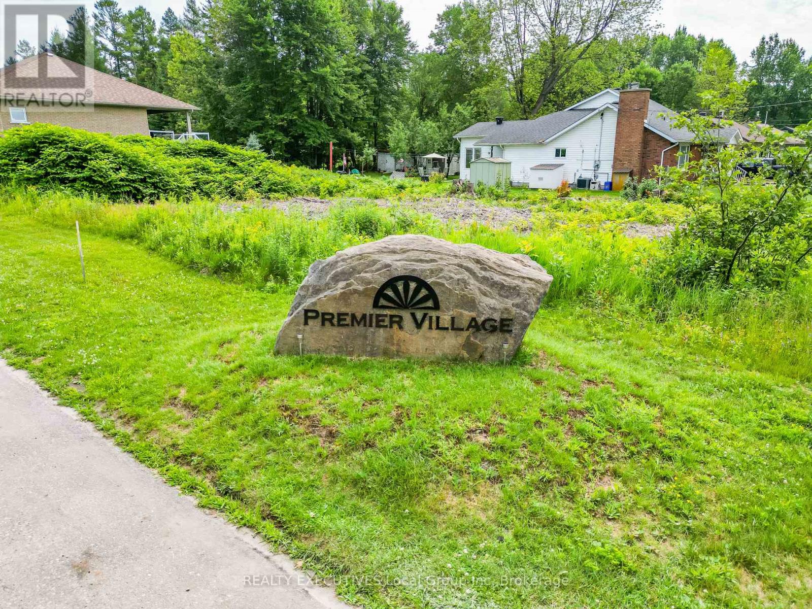 4 - 1134 Premier Road, North Bay, Ontario  P1A 2J1 - Photo 2 - X13032060