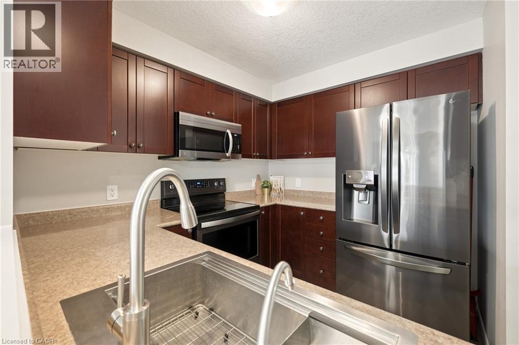 951 Zeller Crescent, Kitchener, Ontario  N2A 0C9 - Photo 11 - 40822986