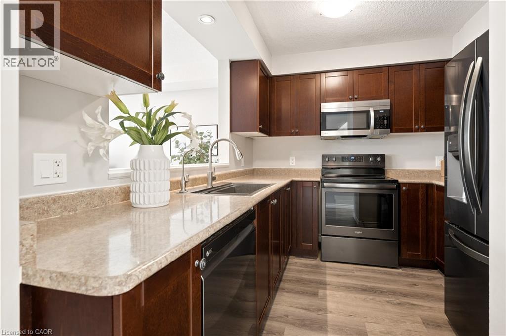 951 Zeller Crescent, Kitchener, Ontario  N2A 0C9 - Photo 12 - 40822986