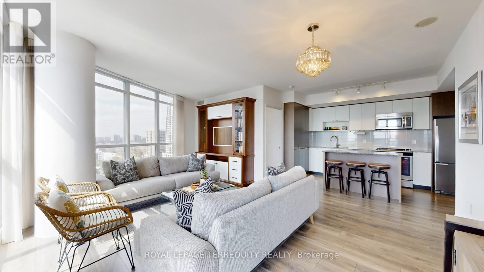 1304 - 9 Valhalla Inn Road, Toronto, Ontario  M9B 0B2 - Photo 13 - W13032028