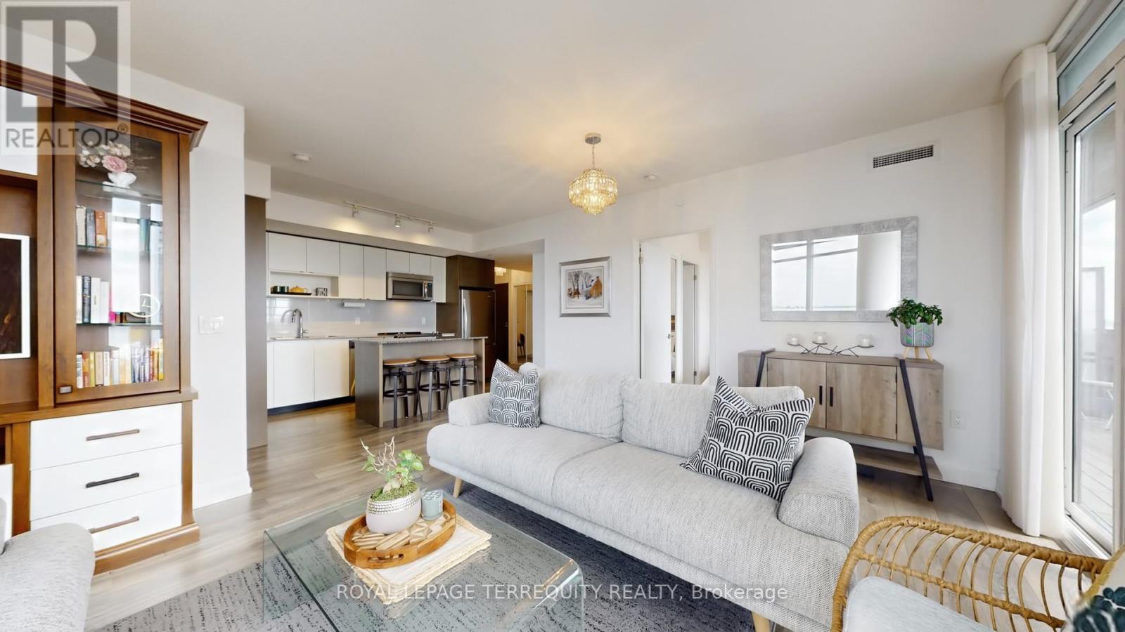 1304 - 9 Valhalla Inn Road, Toronto, Ontario  M9B 0B2 - Photo 15 - W13032028