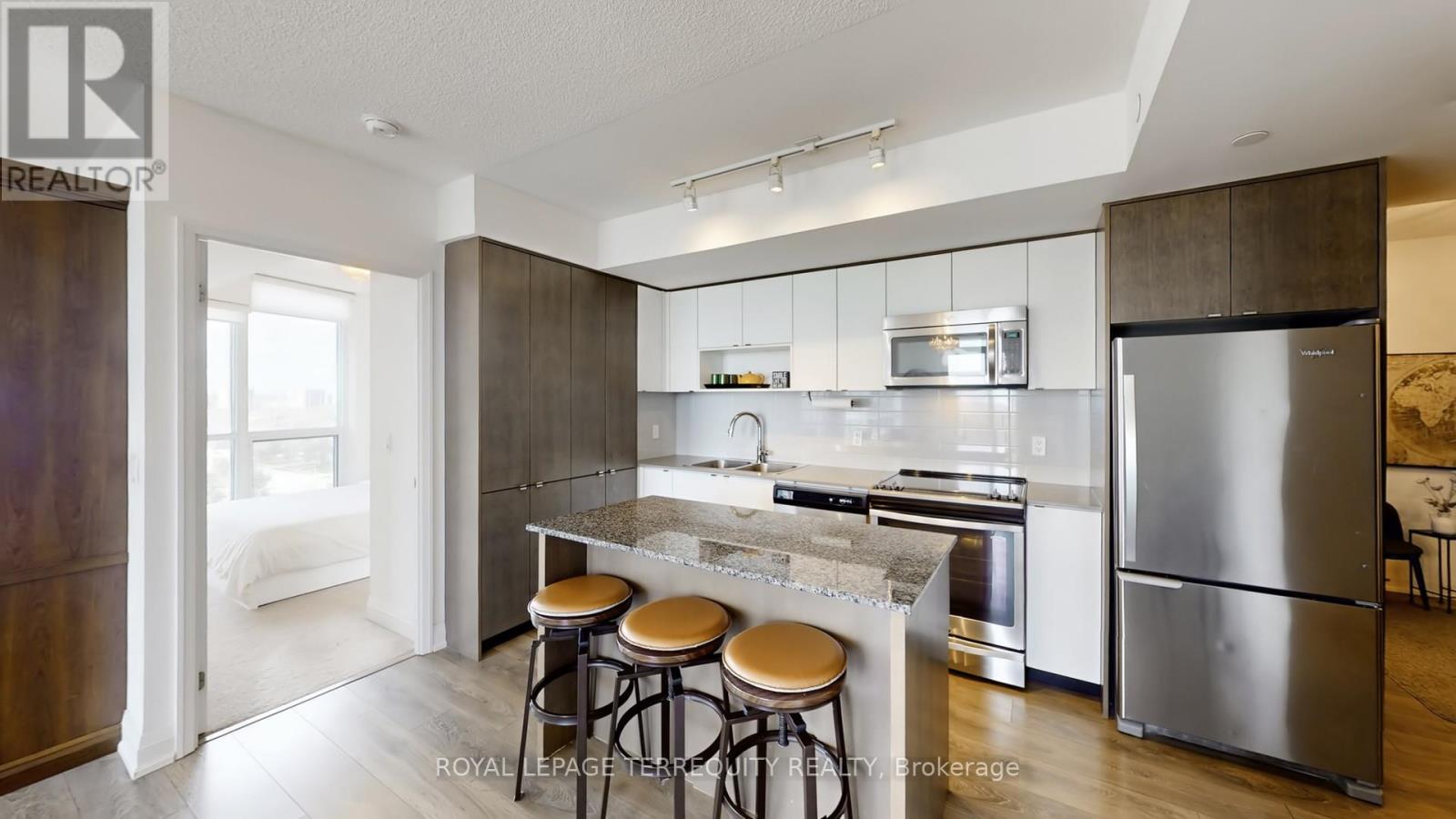 1304 - 9 Valhalla Inn Road, Toronto, Ontario  M9B 0B2 - Photo 17 - W13032028