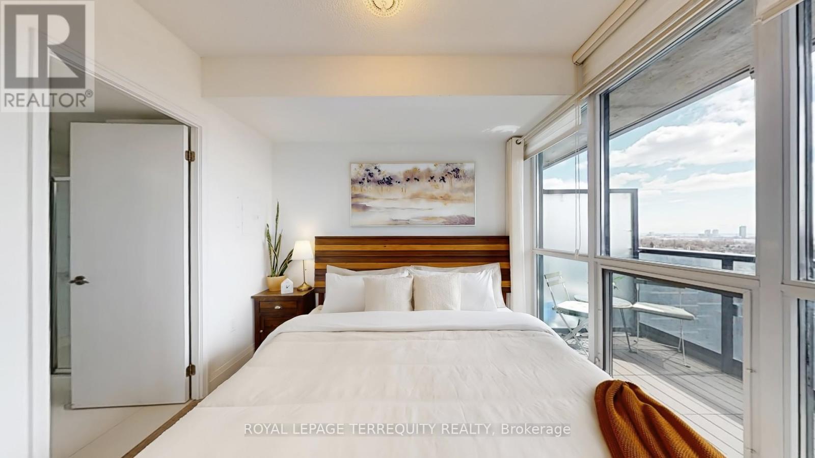 1304 - 9 Valhalla Inn Road, Toronto, Ontario  M9B 0B2 - Photo 19 - W13032028