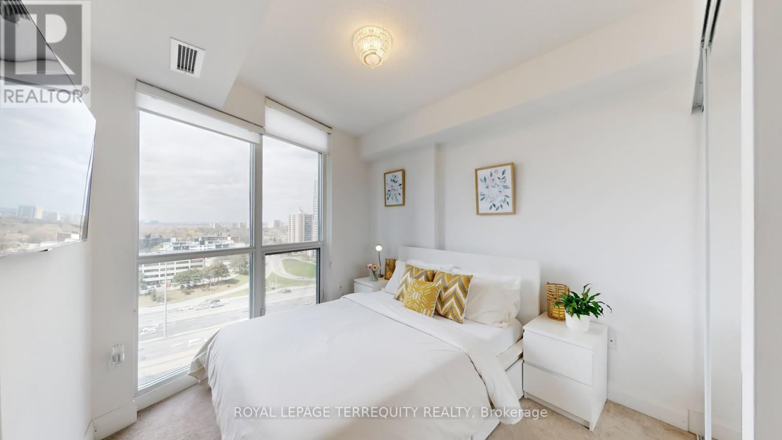 1304 - 9 Valhalla Inn Road, Toronto, Ontario  M9B 0B2 - Photo 26 - W13032028