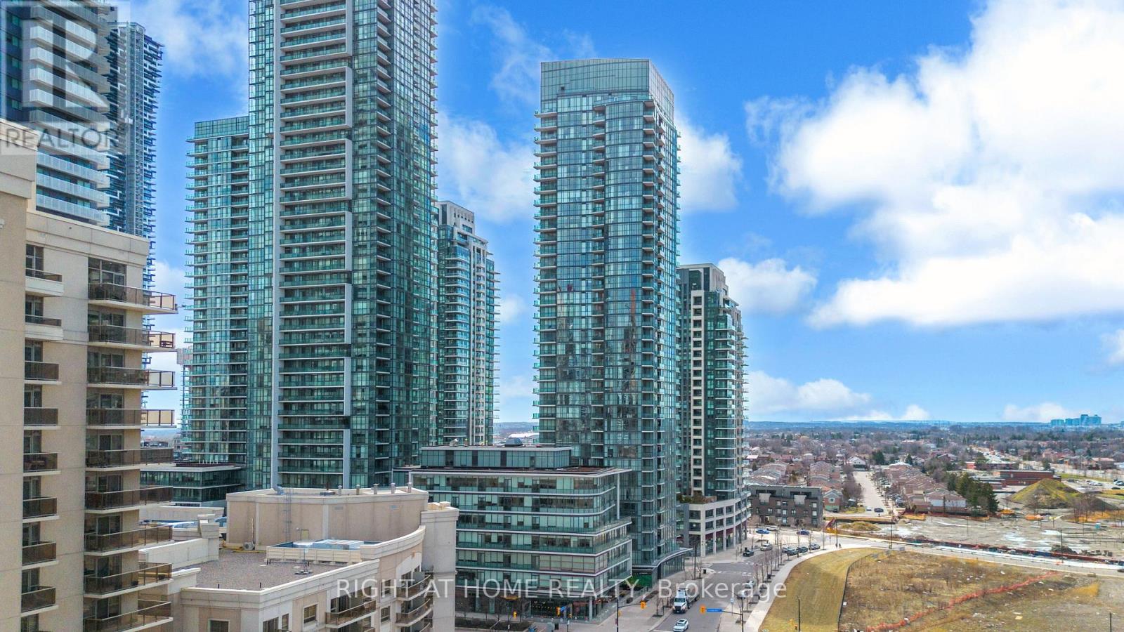 2305 - 4099 Brickstone Mews, Mississauga, Ontario  L5B 0G2 - Photo 1 - W13032090