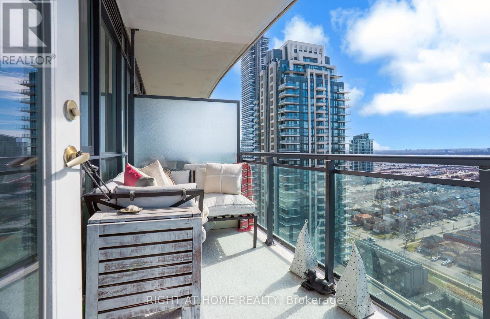 2305 - 4099 Brickstone Mews, Mississauga, Ontario  L5B 0G2 - Photo 20 - W13032090