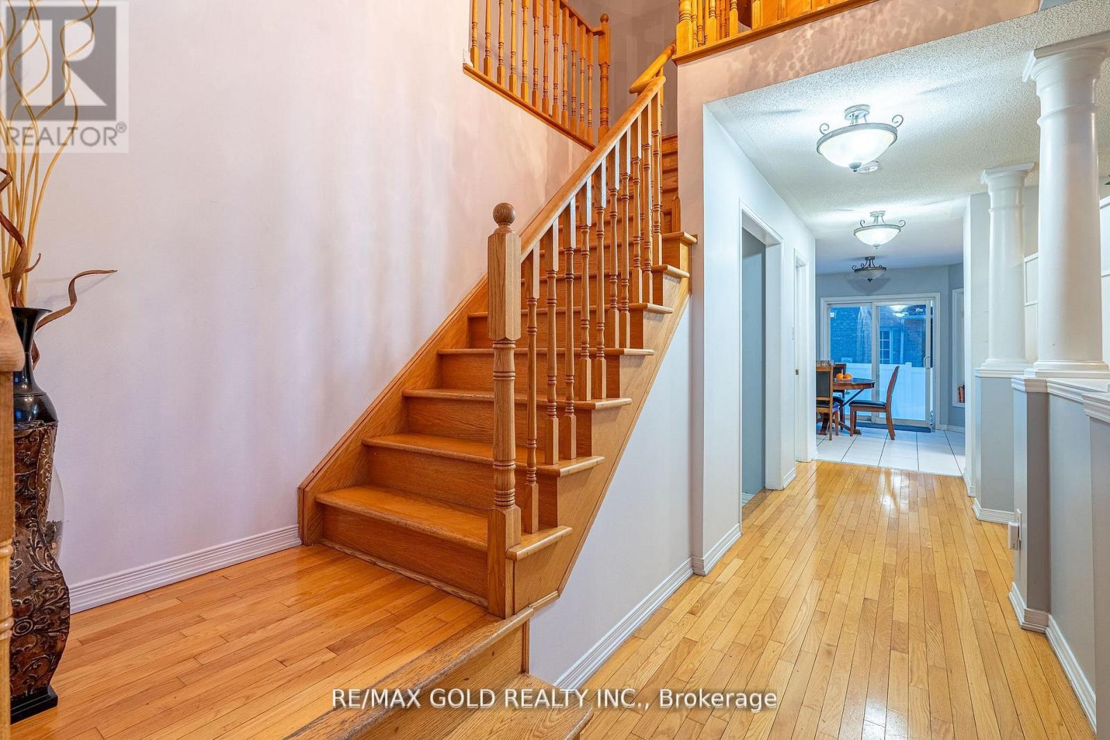 46 Egypt Drive, Brampton, Ontario  L6R 2T9 - Photo 3 - W13032106