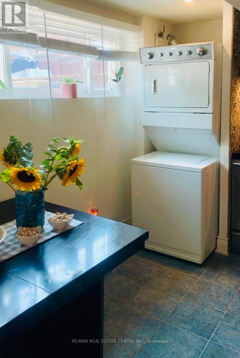 Lower - 2965 Weston Road, Toronto, Ontario  M9M 2S9 - Photo 25 - W13032110