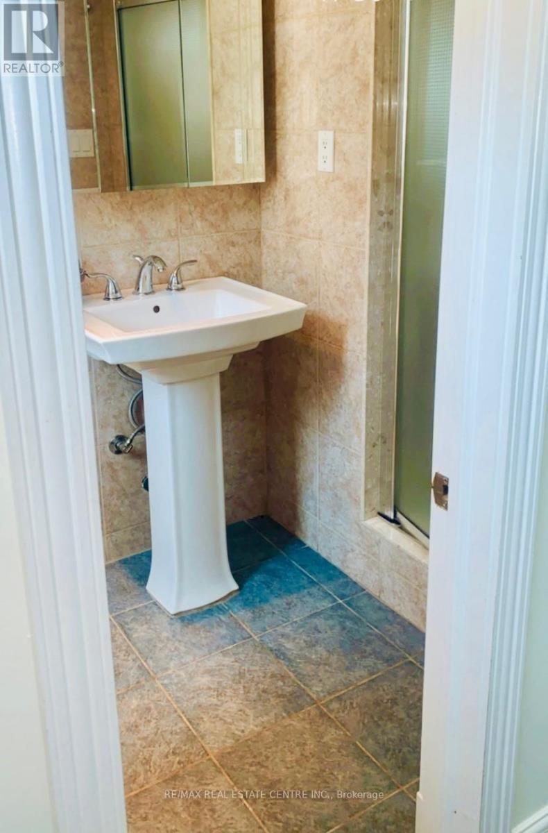 Lower - 2965 Weston Road, Toronto, Ontario  M9M 2S9 - Photo 7 - W13032110