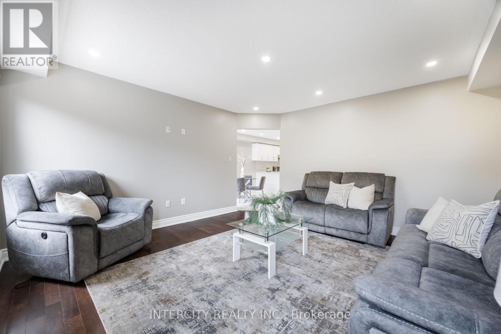 10 Capistro Street, Brampton, Ontario  L7A 3J3 - Photo 14 - W13032130