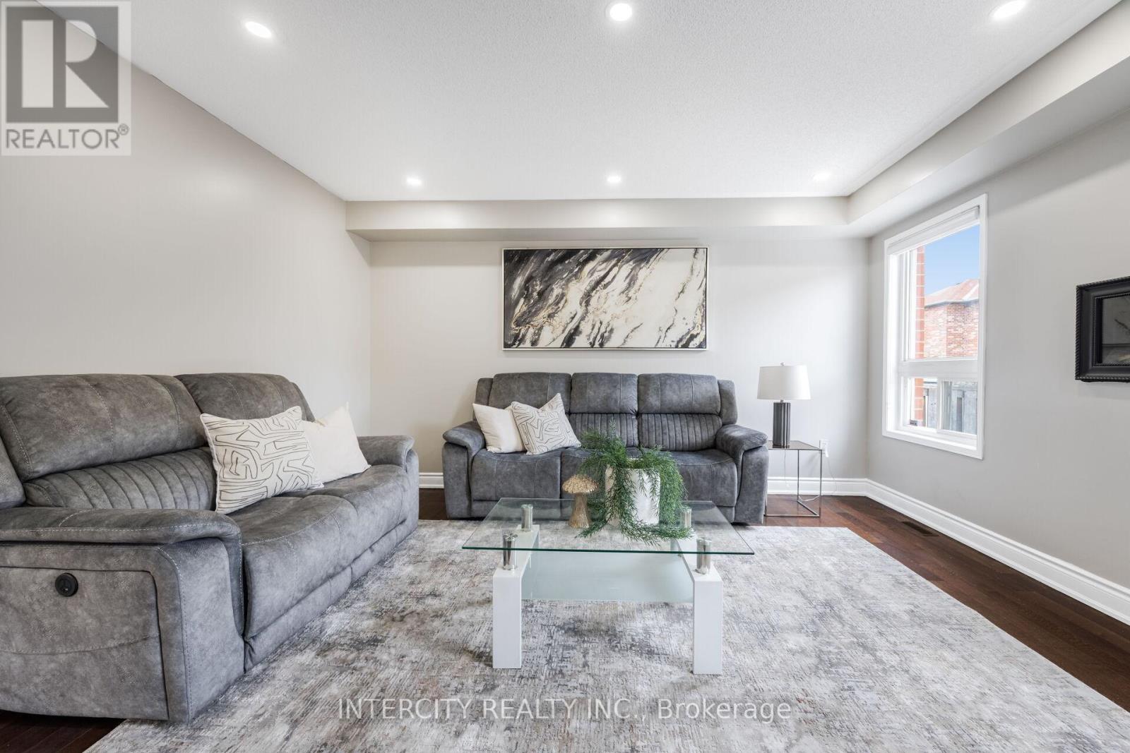 10 Capistro Street, Brampton, Ontario  L7A 3J3 - Photo 15 - W13032130