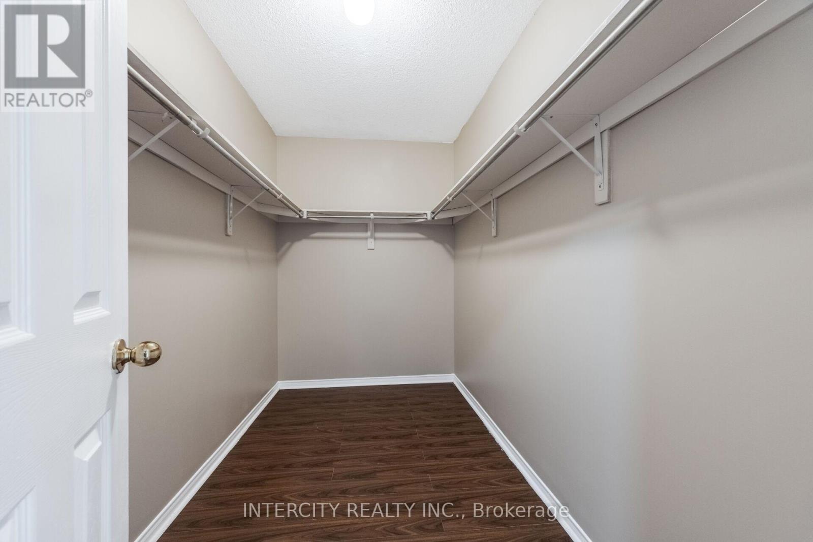 10 Capistro Street, Brampton, Ontario  L7A 3J3 - Photo 29 - W13032130