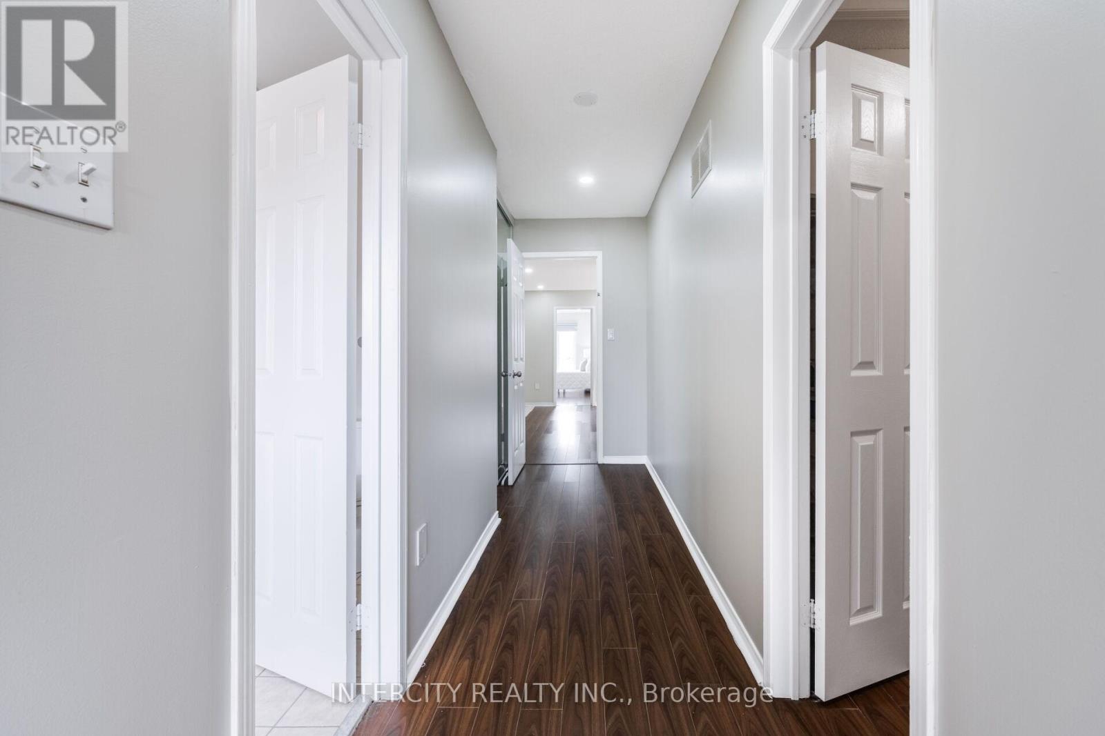 10 Capistro Street, Brampton, Ontario  L7A 3J3 - Photo 32 - W13032130