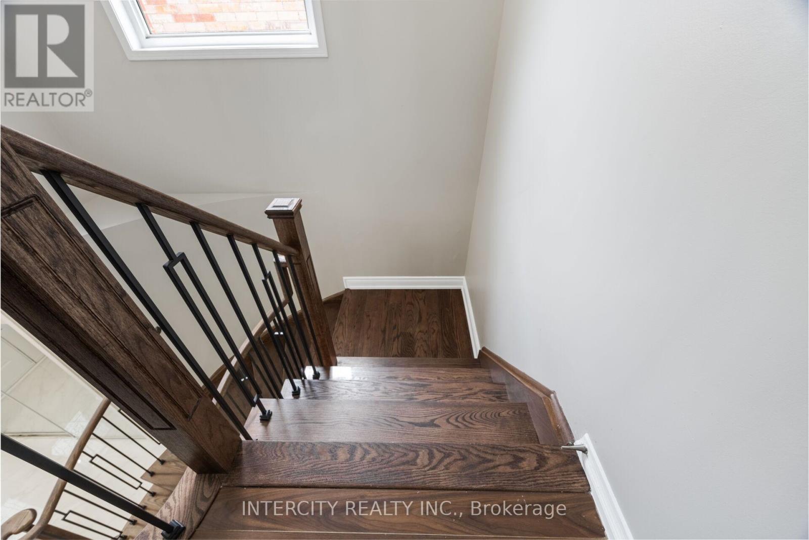 10 Capistro Street, Brampton, Ontario  L7A 3J3 - Photo 41 - W13032130