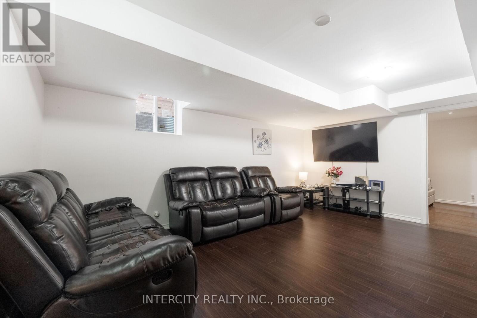 10 Capistro Street, Brampton, Ontario  L7A 3J3 - Photo 43 - W13032130