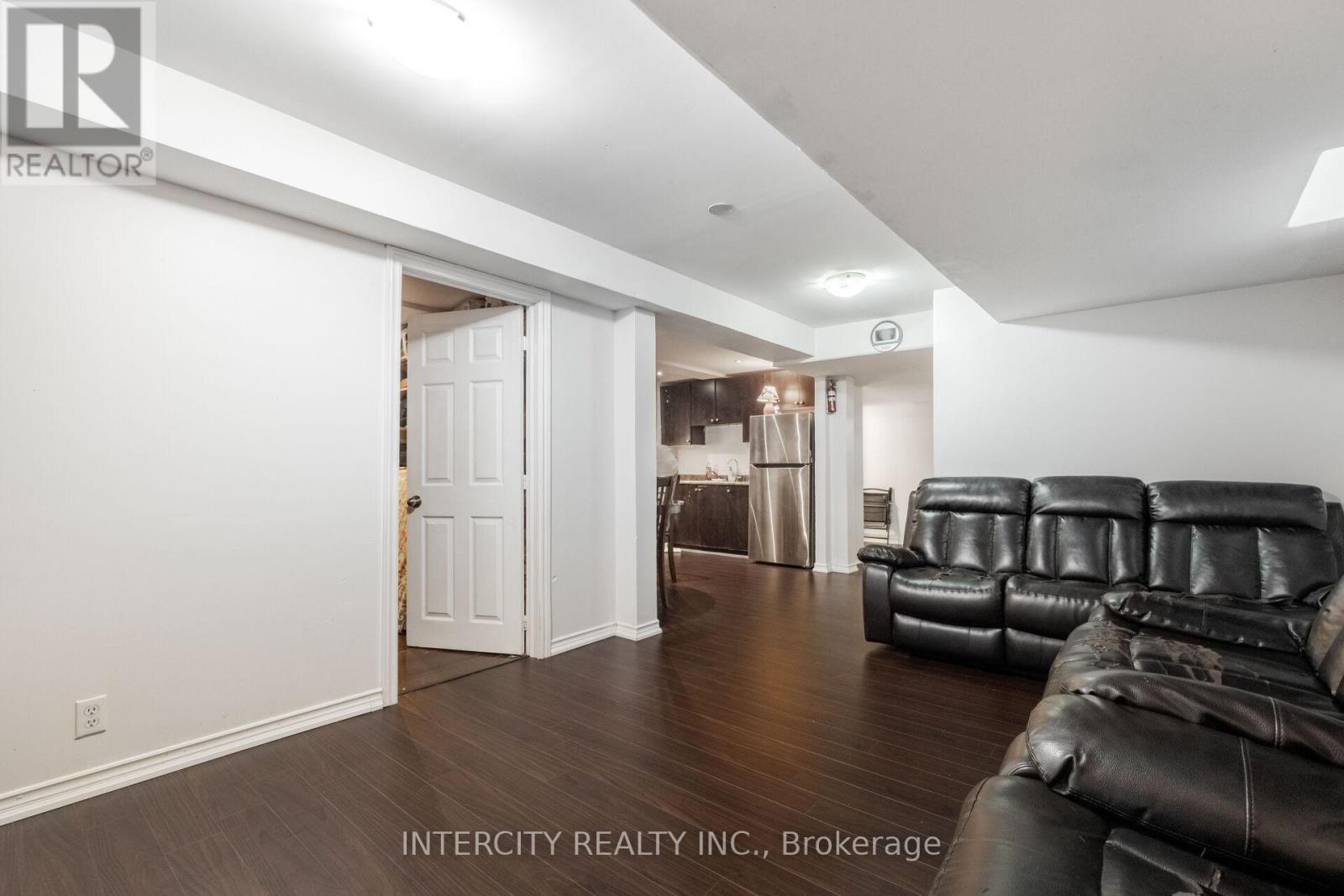 10 Capistro Street, Brampton, Ontario  L7A 3J3 - Photo 44 - W13032130