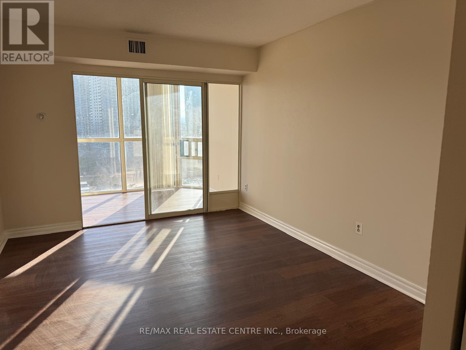 1508 - 285 Enfield Place, Mississauga, Ontario  L5B 3Y6 - Photo 25 - W13032138