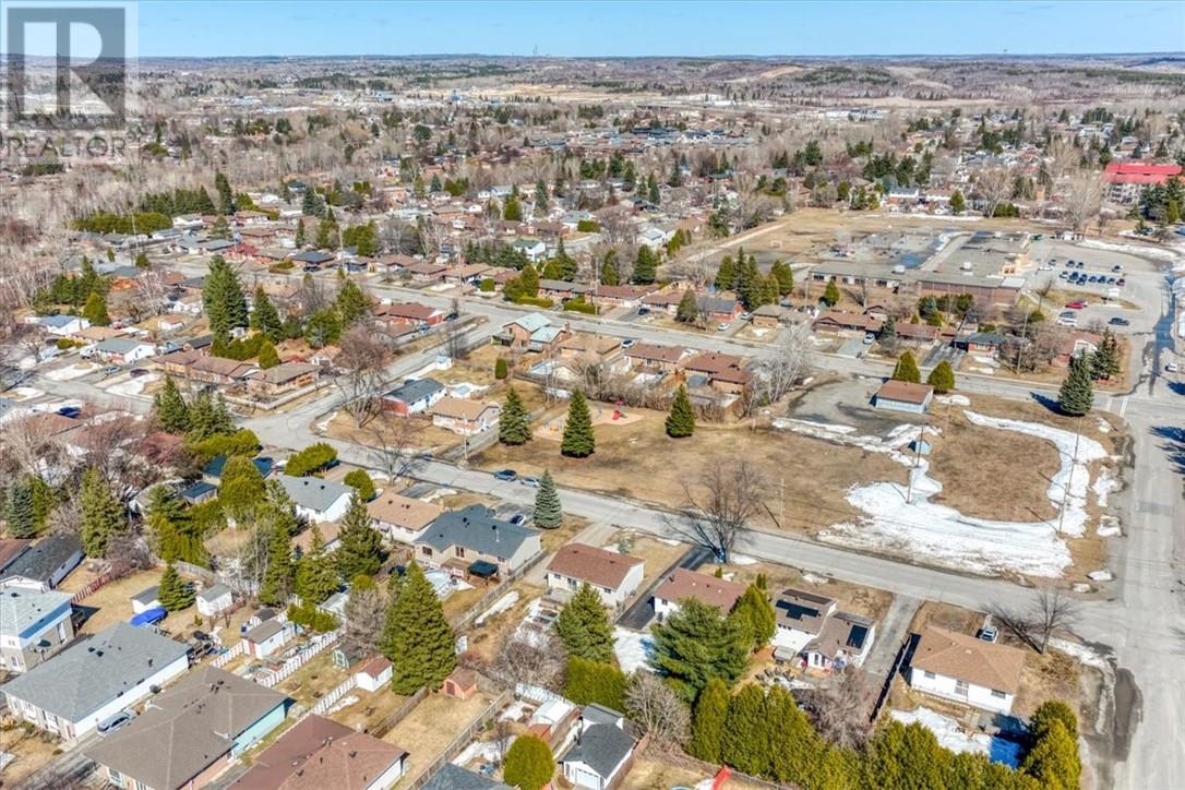 1305 Rose Marie Avenue, Sudbury, Ontario  P3A 4E4 - Photo 43 - 2127245