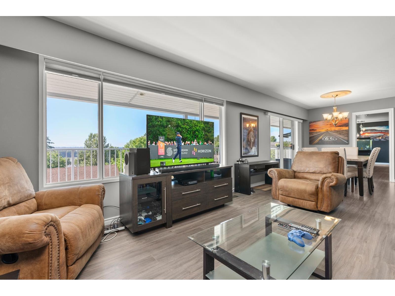 33580 5th Avenue, Mission, British Columbia  V2V 1W6 - Photo 3 - R3113350