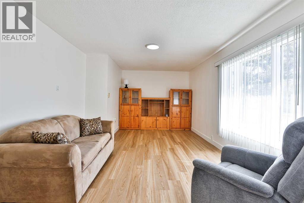 1210 19b Avenue, Coaldale, Alberta  T1M 1A5 - Photo 8 - A2304136