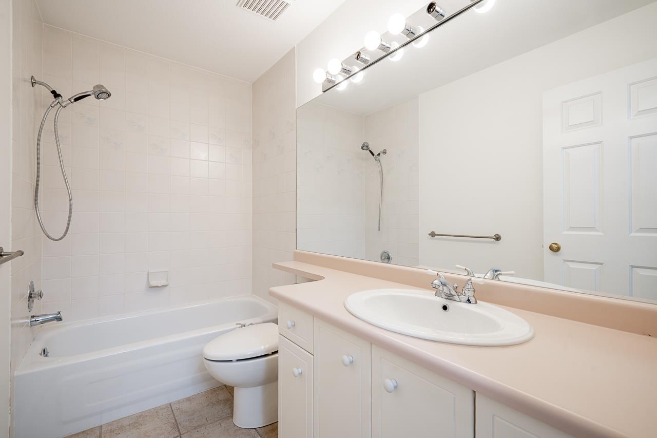 44 8560 162 Street, Surrey, British Columbia  V4N 1B4 - Photo 35 - R3113889