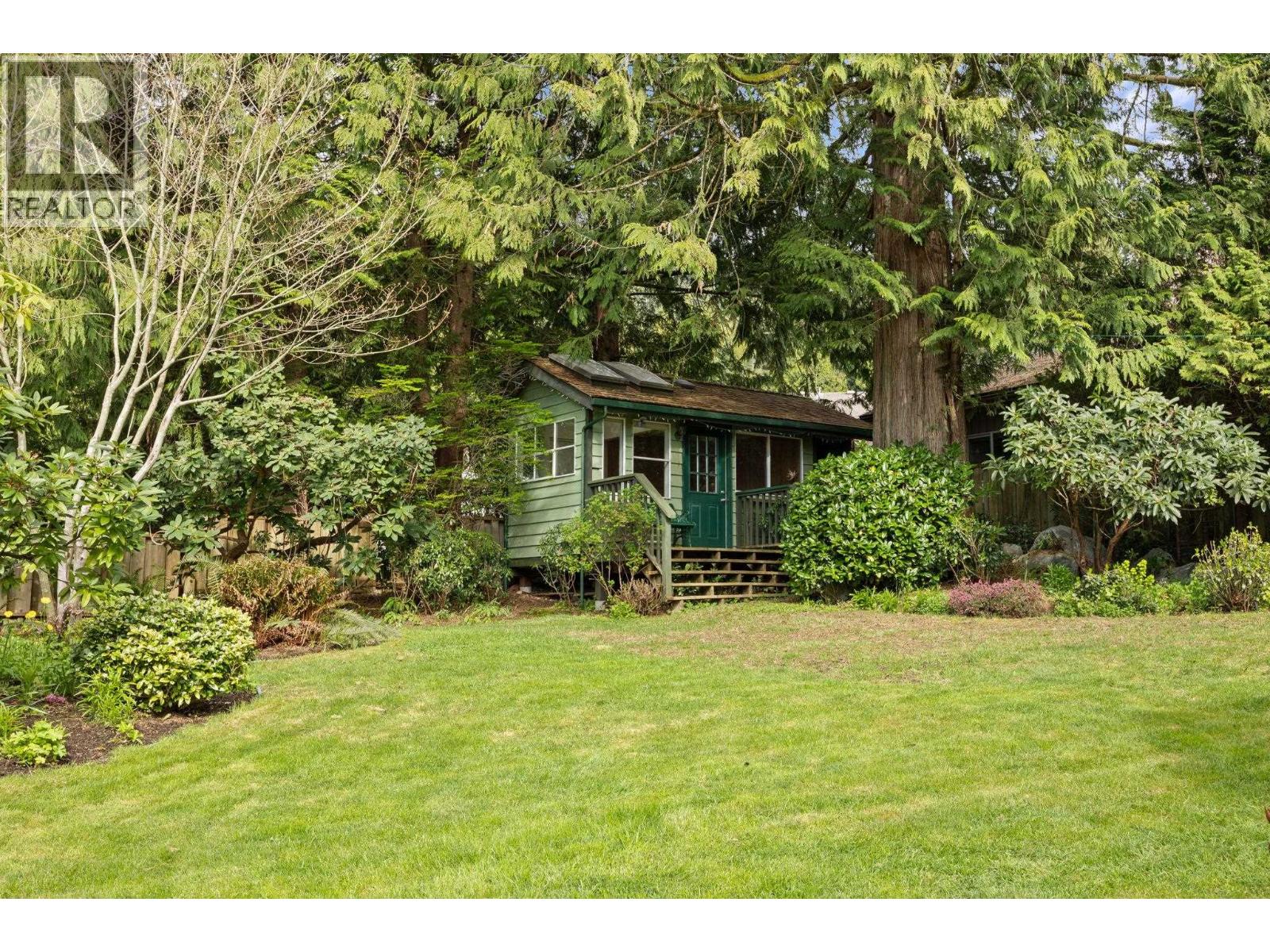 4589 Ramsay Road, North Vancouver, British Columbia  V7K 2N6 - Photo 8 - R3113695