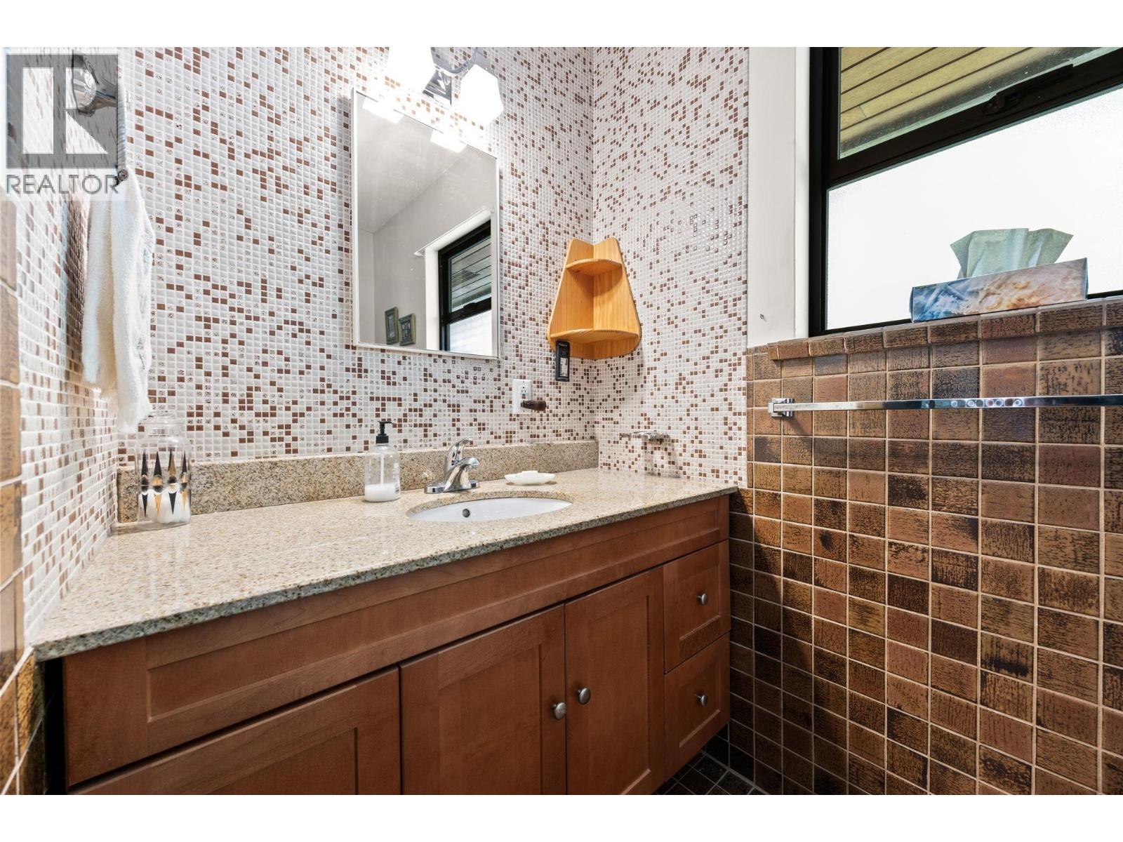 4589 Ramsay Road, North Vancouver, British Columbia  V7K 2N6 - Photo 31 - R3113695