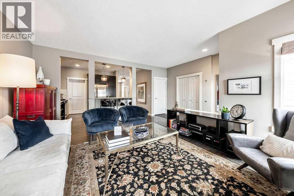 78 Ypres Green SW, Calgary, Alberta  T2T 6M1 - Photo 10 - A2288359