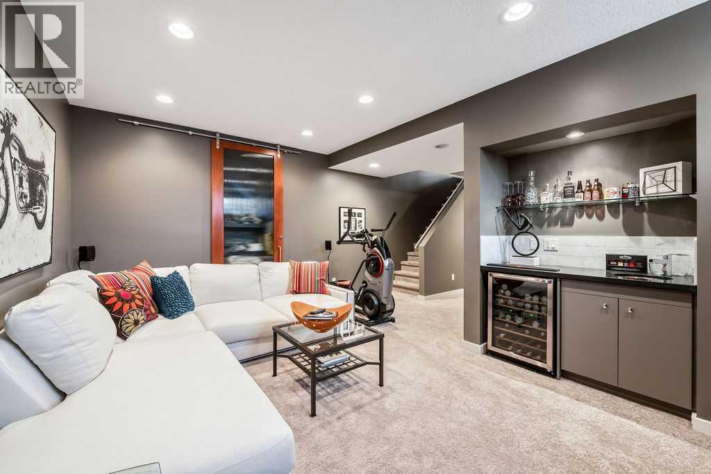 78 Ypres Green SW, Calgary, Alberta  T2T 6M1 - Photo 27 - A2288359