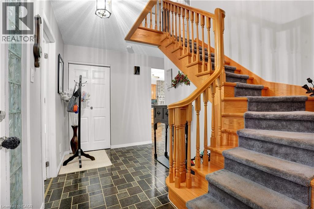 26 Graber Place, Kitchener, Ontario  N2A 1G8 - Photo 6 - 40819649