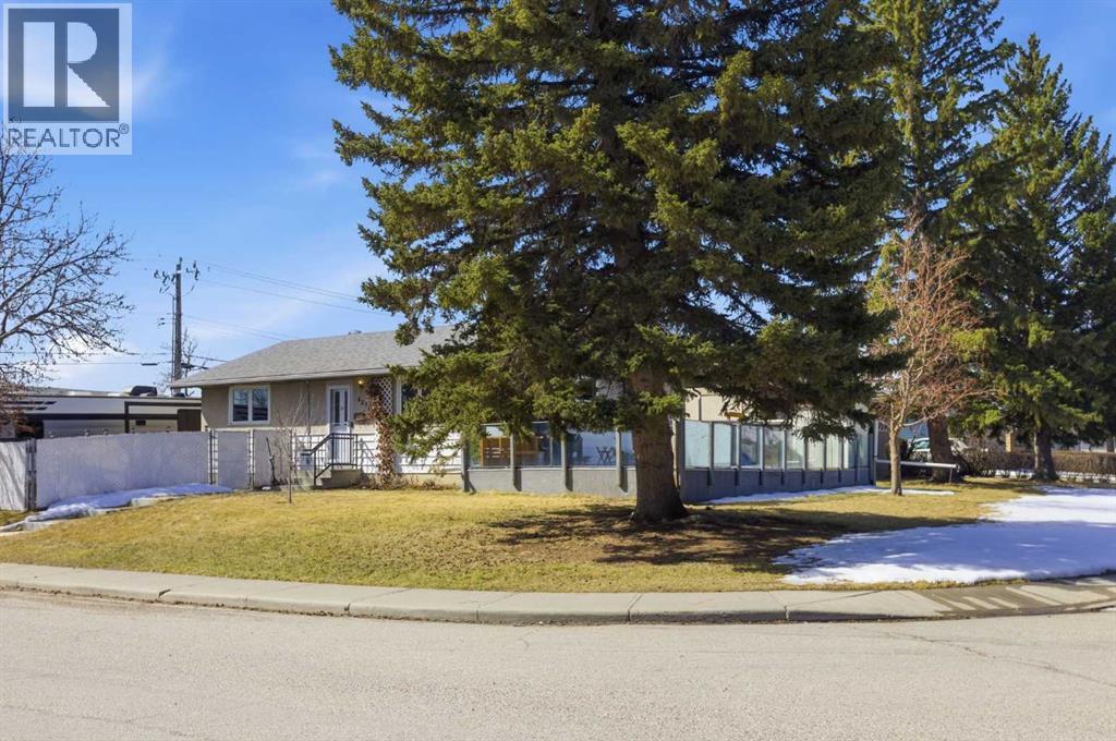 827 Forlee Drive Se, Calgary, Alberta  T2A 2E7 - Photo 2 - A2301126